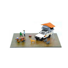 Load image into Gallery viewer, INNO64 1:64 Car Camping Diorama Set Toyota Land Cruiser (FJ60)