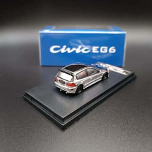Load image into Gallery viewer, Street Weapon 1:64 Honda Civic EG6 Chrome