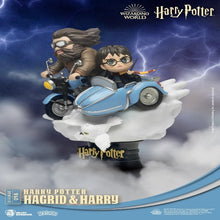 Load image into Gallery viewer, Beast Kingdom D-Stage 098 Diorama Stage Harry Potter: Hagrid and Harry