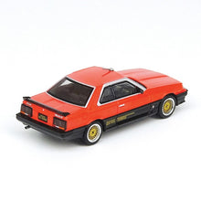 Load image into Gallery viewer, iNNO64 1:64 Nissan Skyline 2000 RS-X Turbo (DR30) Red/Black