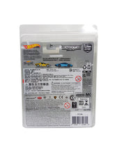 Load image into Gallery viewer, Hot Wheels Premium Car Culture Exotic Envy 1/64 '69 Alfa Romeo 33 Stradale