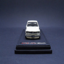 Load image into Gallery viewer, Ignition Model 1:43 IG1930 Nissan Skyline 2000 GT-R (KPGC10) White