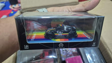 Load image into Gallery viewer, TimeMicro1/64 Beetle Black Apple Ordinary - TM646230
