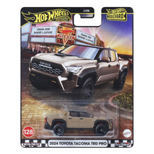 Load image into Gallery viewer, HotWheels Premium Boulevard SET
