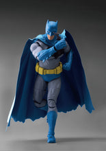 Load image into Gallery viewer, Beast Kingdom DAH-001SP Batman v Superman: Dawn of Justice | Batman Special Edition
