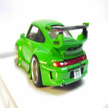 Load image into Gallery viewer, FuelMe 1:64 911 (993) Rauh-Welt Begriff Rough Rhythm D4P
