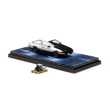 Load image into Gallery viewer, Hobby Japan 1:64 Toyota Sprinter Trueno GT APEX AE86 Inital D Project D with 4A-GE 5 Valve
