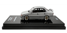 Load image into Gallery viewer, iNNO64 1:64 Nissan Primera P10 Silver
