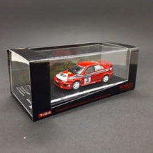 Load image into Gallery viewer, Tarmac Works 1:64 Mitsubishi Lancer Evolution V Luxembourg Rally 1999 Madeira / Rodrigues de Silva Special Edition #3
