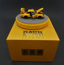 Load image into Gallery viewer, PGM 1:64 RWB Cinderella Tool Lift
