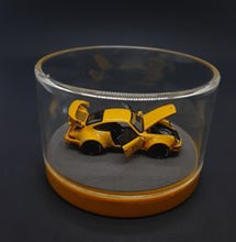 Load image into Gallery viewer, PGM 1:64 RWB Cinderella Tool Lift
