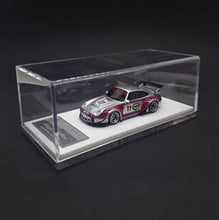 Load image into Gallery viewer, FuelMe Models 1:64 Rauh-Welt Begriff Rough Rhythm-Martini
