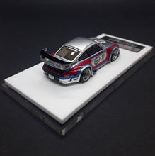 Load image into Gallery viewer, FuelMe Models 1:64 Rauh-Welt Begriff Rough Rhythm-Martini
