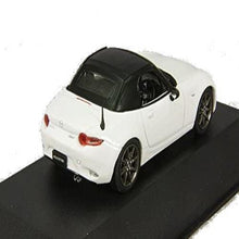 Load image into Gallery viewer, First:43 Models 1:43 Mazda Roadster 2015 White
