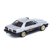 Load image into Gallery viewer, iNNO64 1:64 Nissan Skyline 2000 RS-X Turbo (DR30) Silver/Black
