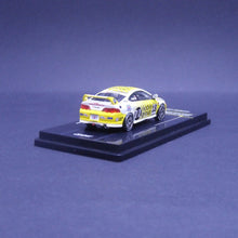 Load image into Gallery viewer, iNNO64 1:64 Honda Integra #18 Macau Guia Race 2003

