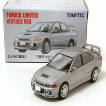 Load image into Gallery viewer, Tomytec 1:64 TLVN LV-N186a Mitsubishi Lancer Evolution IV
