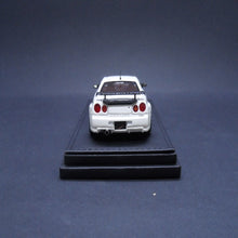 Load image into Gallery viewer, Ignition Model 1:43 IG1811 1811 Skylline GT-R Mine's (R34) White
