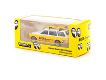 Load image into Gallery viewer, Tarmac Works 1/64 Datsun Bluebird 510 Wagon MOON Equipped
