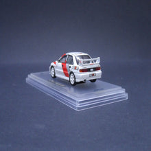 Load image into Gallery viewer, iNNO64 1:64 Mitsubishi Lancer Evolution III Ralliart
