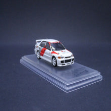 Load image into Gallery viewer, iNNO64 1:64 Mitsubishi Lancer Evolution III Ralliart

