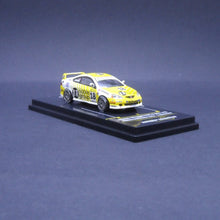 Load image into Gallery viewer, iNNO64 1:64 Honda Integra #18 Macau Guia Race 2003
