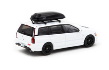 Load image into Gallery viewer, Tarmac Works 1/64 Mitsubishi Lancer Evolution Wagon White
