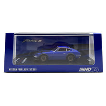 Load image into Gallery viewer, iNNO64 1/64 Nissan Fairlady Z (S30) Blue with Carbon Hood

