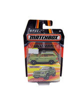 Load image into Gallery viewer, Matchbox 1/64 Range Rover Sport Series 2 MB691 with price tag sticker

