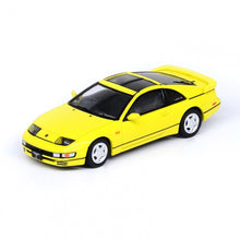 Load image into Gallery viewer, iNNO64 1/64 Nissan Fairlady Z (Z32) Yellow Pearlglow with Extra Wheels
