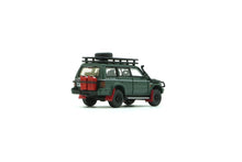 Load image into Gallery viewer, BM Creations Junior 1:64 Mitsubishi Pajero (Matte Green)
