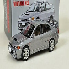 Load image into Gallery viewer, Tomytec 1:64 TLVN LV-N186a Mitsubishi Lancer Evolution IV
