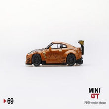 Load image into Gallery viewer, Mini GT 1:64 Libertywalk GT-R R35 #69
