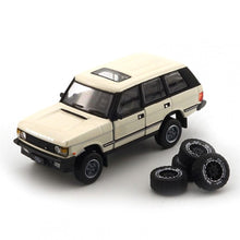 Load image into Gallery viewer, BM Creation 1/64 Land Rover 1992 Range Rover Classic LSE WHITE (LHD)
