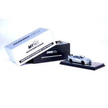 Load image into Gallery viewer, iNNO64 1/64 Nissan Skyline GT-R (R33) Nismo 400R "1st Shot Prototype" Malaysia Diecast Expo Member Exclusive
